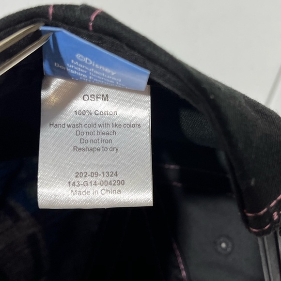 Disney Frozen Olfa Snowman W/ Sunglasses Adjustable Youth Hat Black H2 - Picture 9 of 11